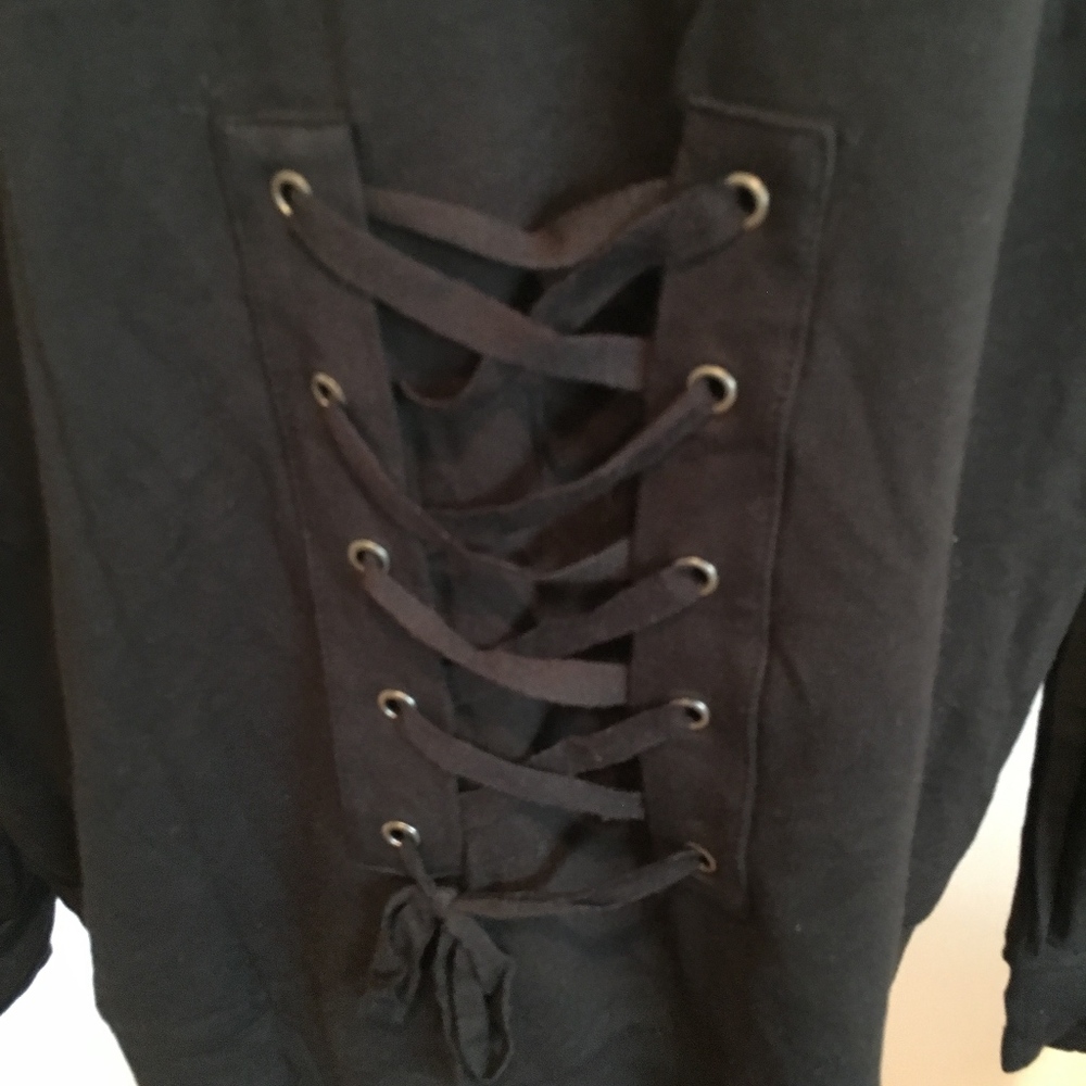 Socialite black lace-up back long sleeve top L NWT